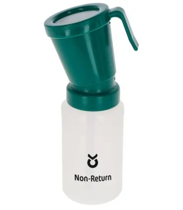 Przezroczysty kubek do dippingu z zieloną nakładką, niepowrotny, marki KERBL, na białym tle.