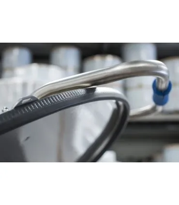 Otwarta pokrywa taksówki mlecznej MP MilkCab