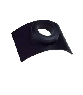 Czarna uszczelka kurka mlecznego D40 marki GEA Westfalia, na tle z miarą długości 5 cm.