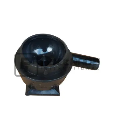 Plastikowy adapter do pulsatora na konwię widok z boku