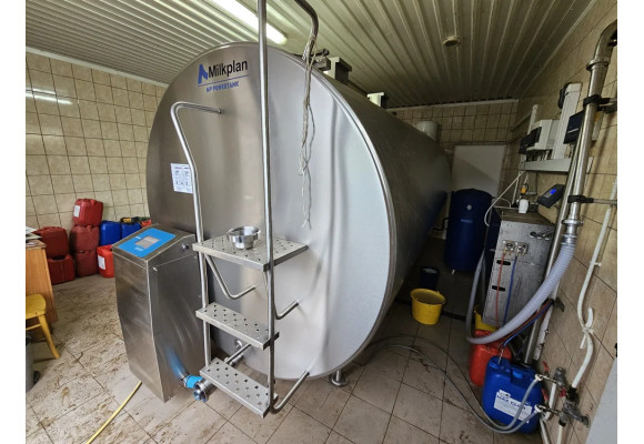Montaż schładzalnika Milkplan MPP 8000 ze sterownikiem MPP Touch